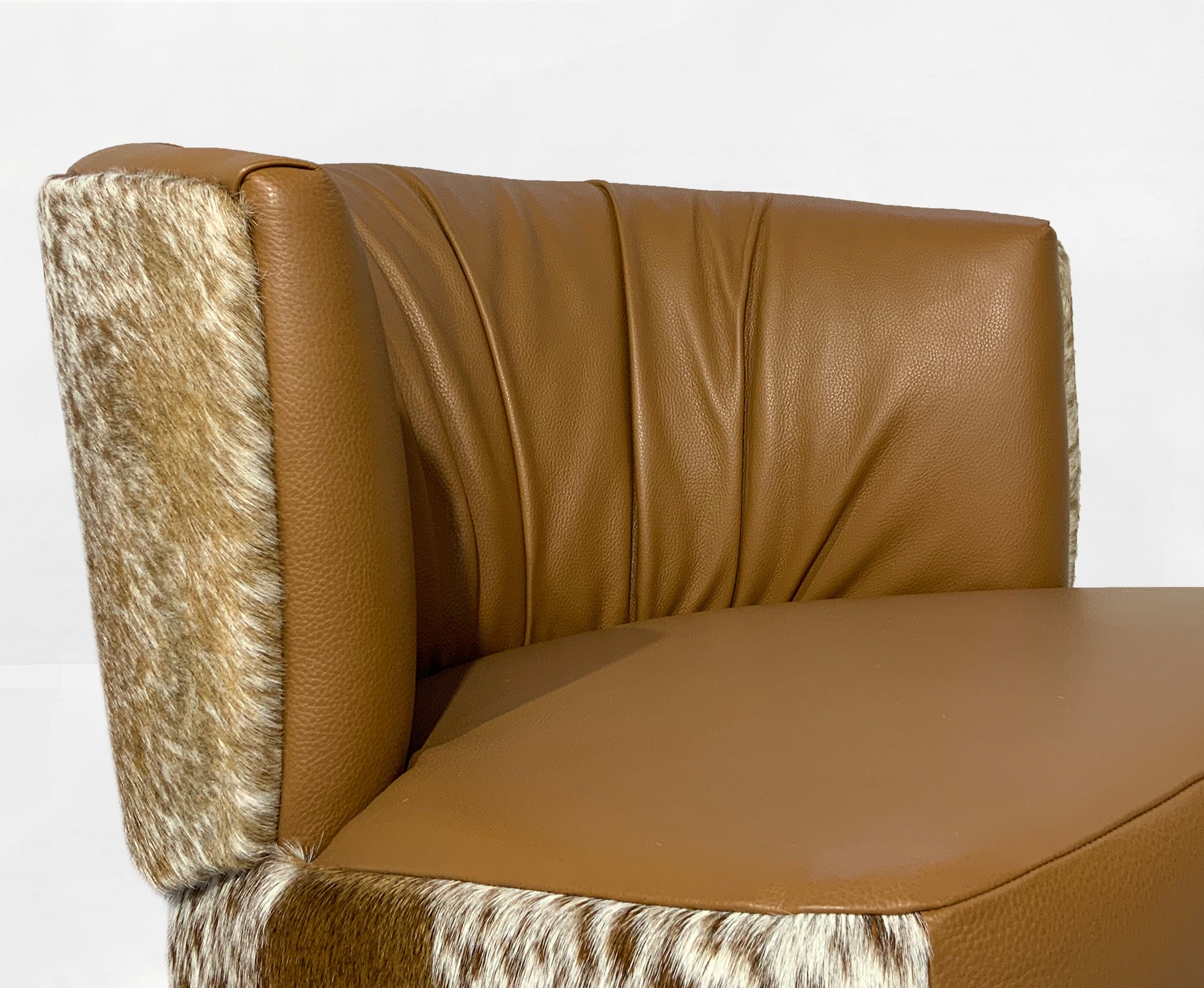 Swivel Barrel Tub Chair