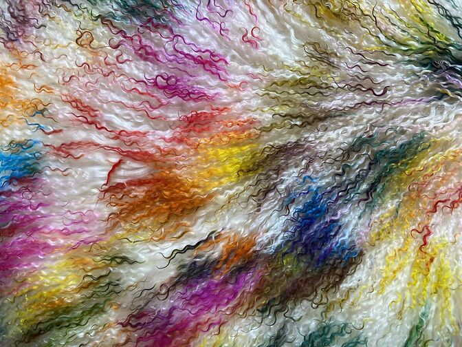 2 Foot Tibetan Bench (Brown Carved Leg)